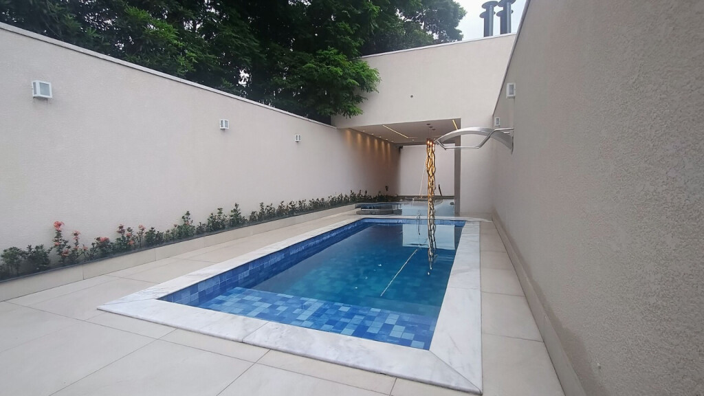 Sobrado de 199m² com 3 quartos em Tremembe
