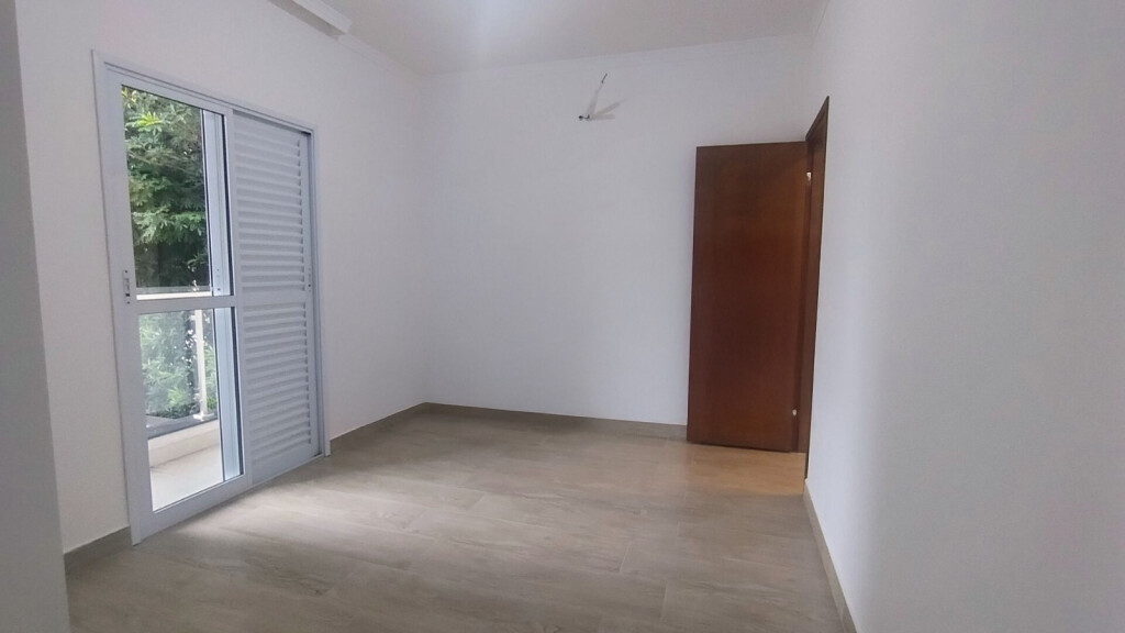 Sobrado de 199m² com 3 quartos em Tremembe