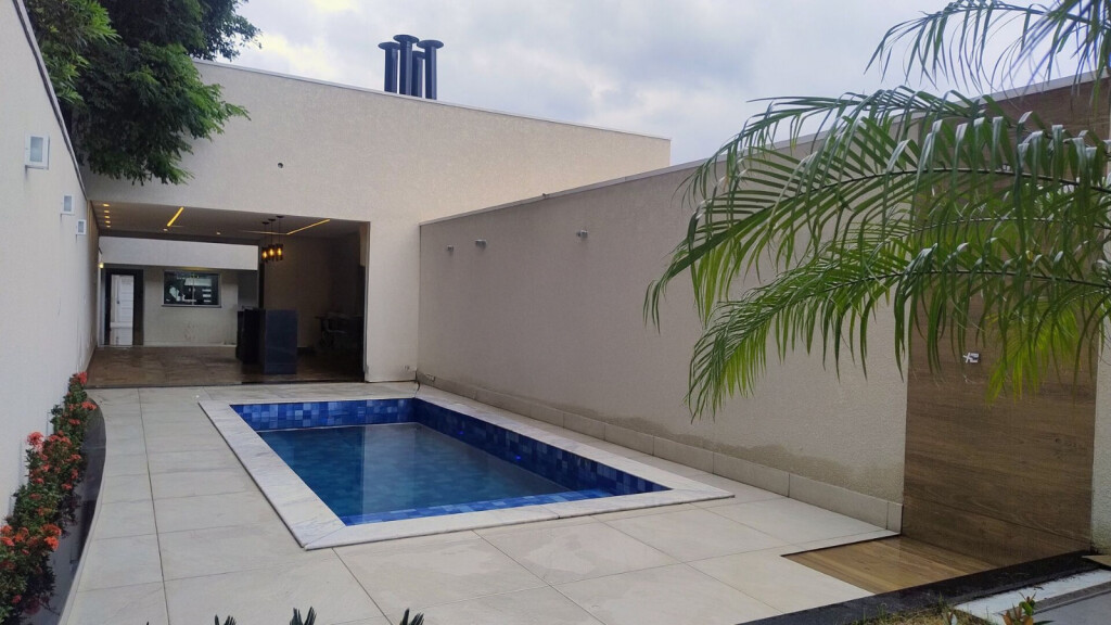 Sobrado de 199m² com 3 quartos em Tremembe