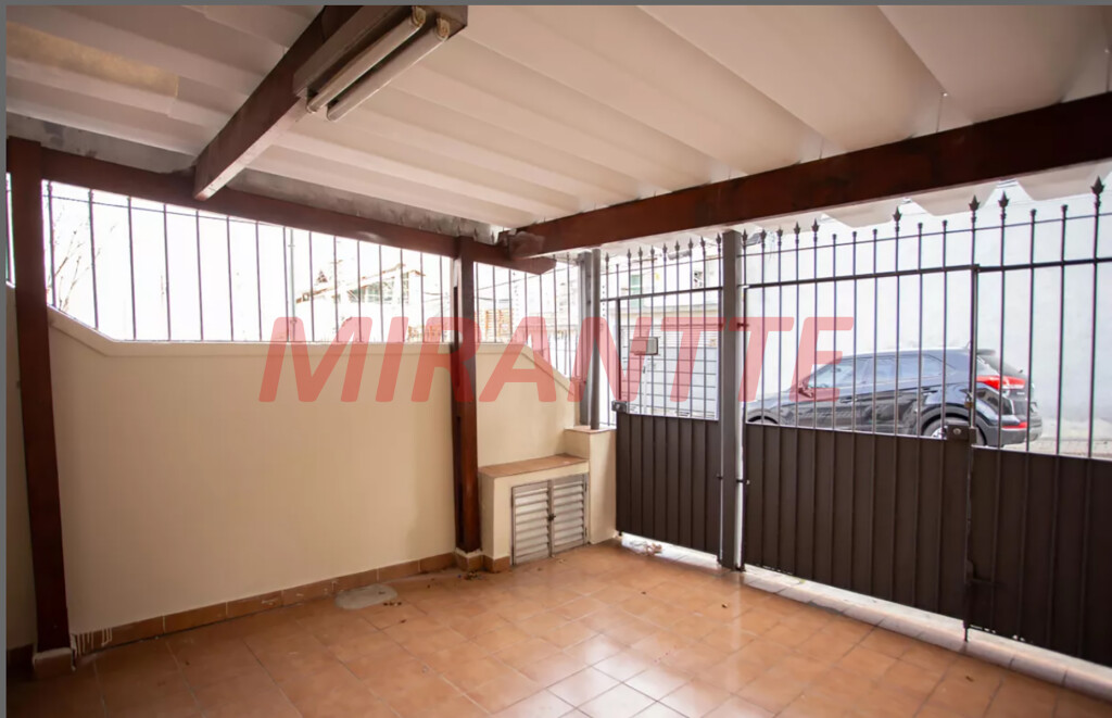 Sobrado de 140m² com 2 quartos em Santana