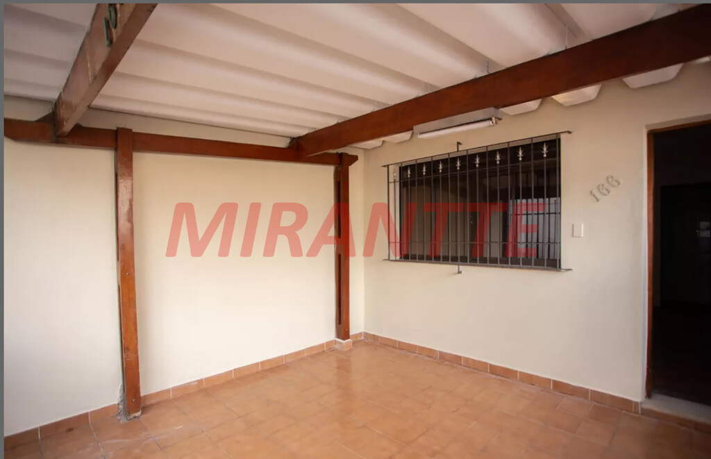 Sobrado de 140m² com 2 quartos em Santana