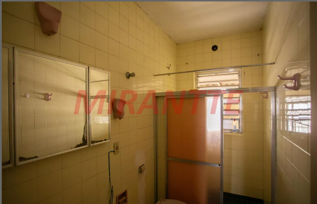 Sobrado de 140m² com 2 quartos em Santana