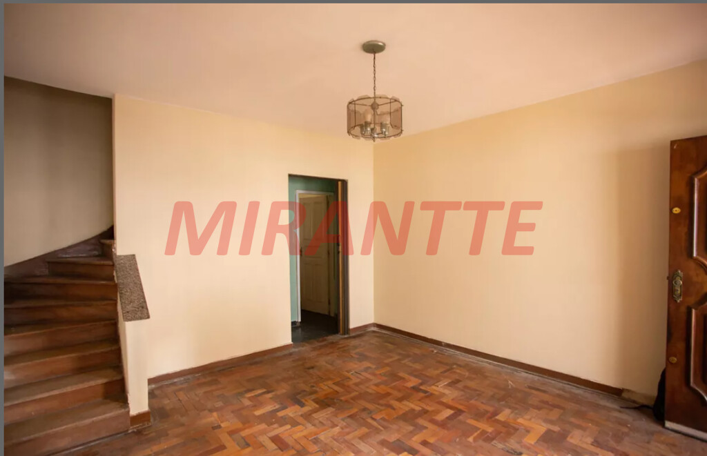 Sobrado de 140m² com 2 quartos em Santana