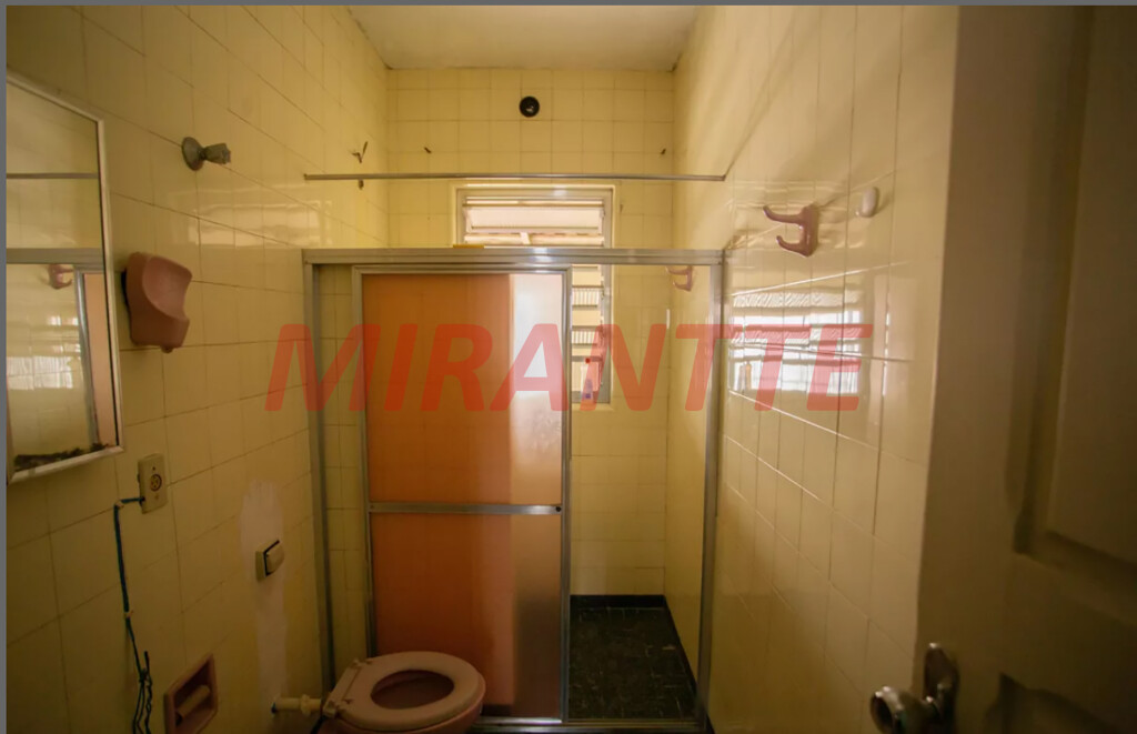 Sobrado de 140m² com 2 quartos em Santana