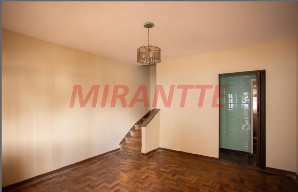 Sobrado de 140m² com 2 quartos em Santana