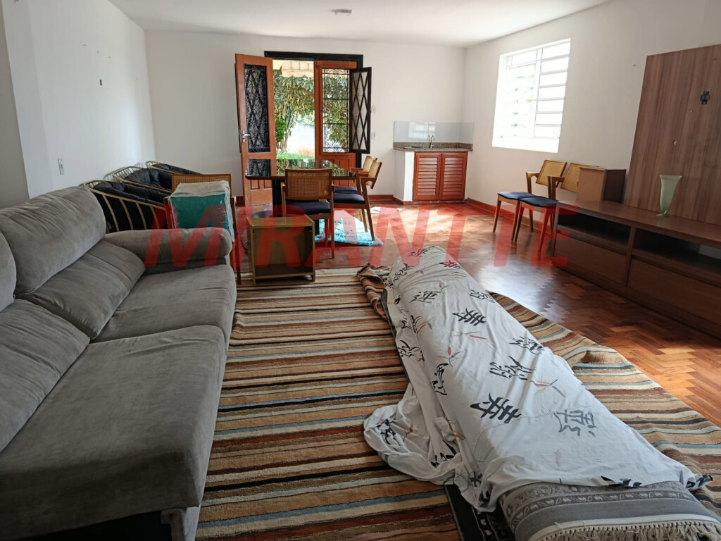Casa terrea de 180m² com 2 quartos em Jardim Floresta