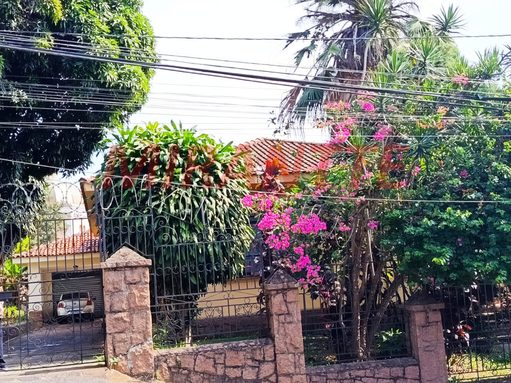 Casa terrea de 180m² com 2 quartos em Jardim Floresta