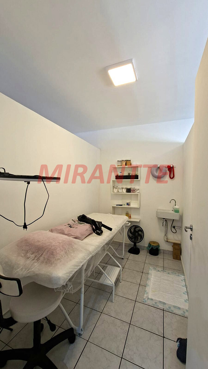 Comercial de 80m² em Vila Mazzei