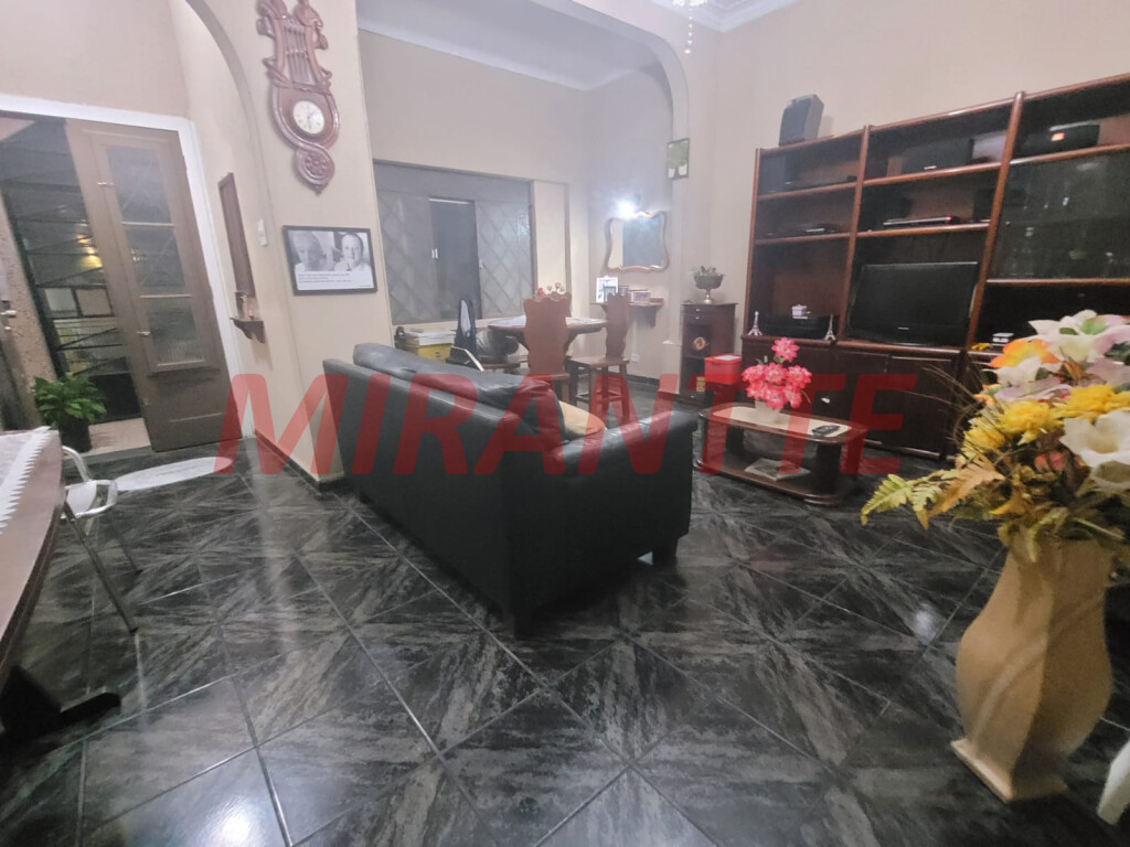 Sobrado de 200m² com 3 quartos em Vila Albertina
