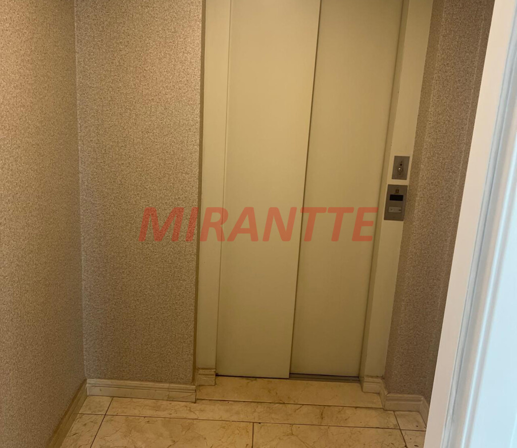 Apartamento de 178m² com 4 quartos em Santana