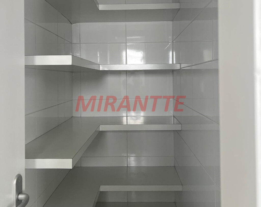 Apartamento de 178m² com 4 quartos em Santana