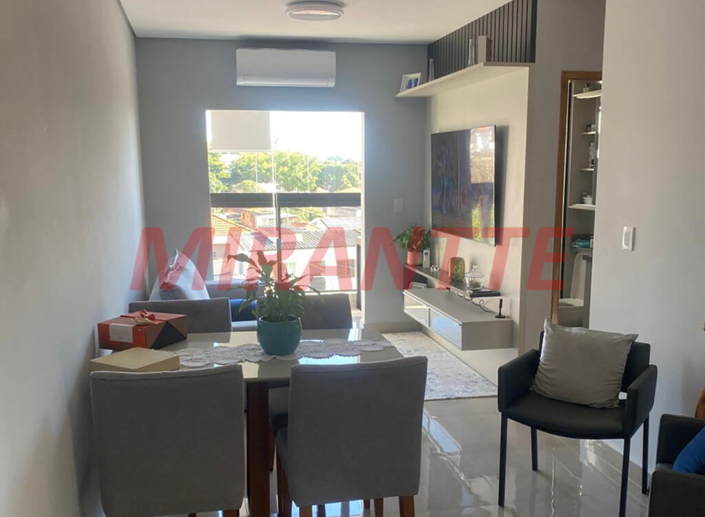 Apartamento de 54m² com 2 quartos em Vila Ester