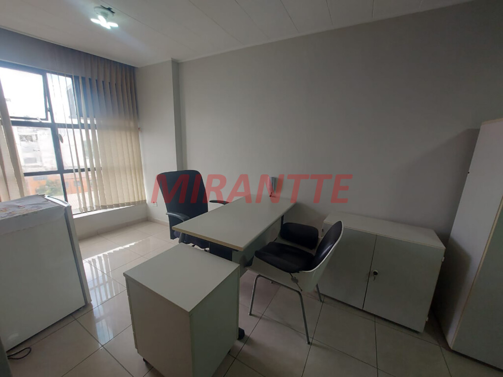 Comercial de 26m² em Santana