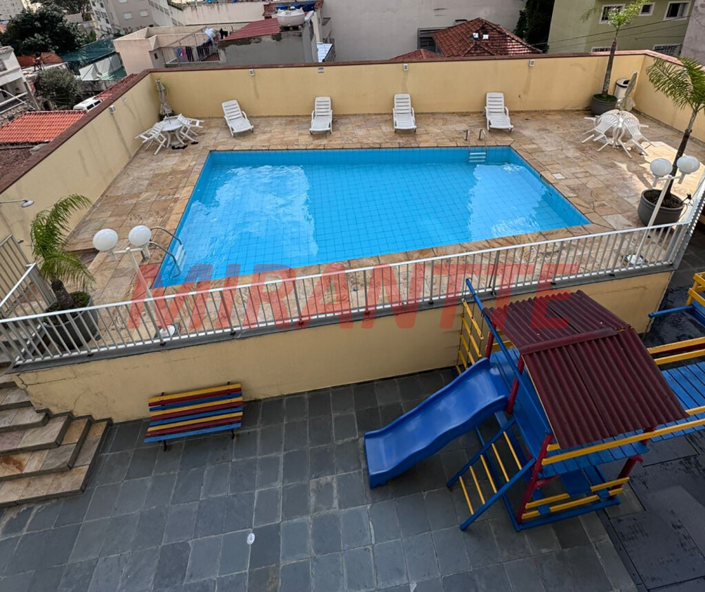Apartamento de 60m² com 2 quartos em Santa Teresinha