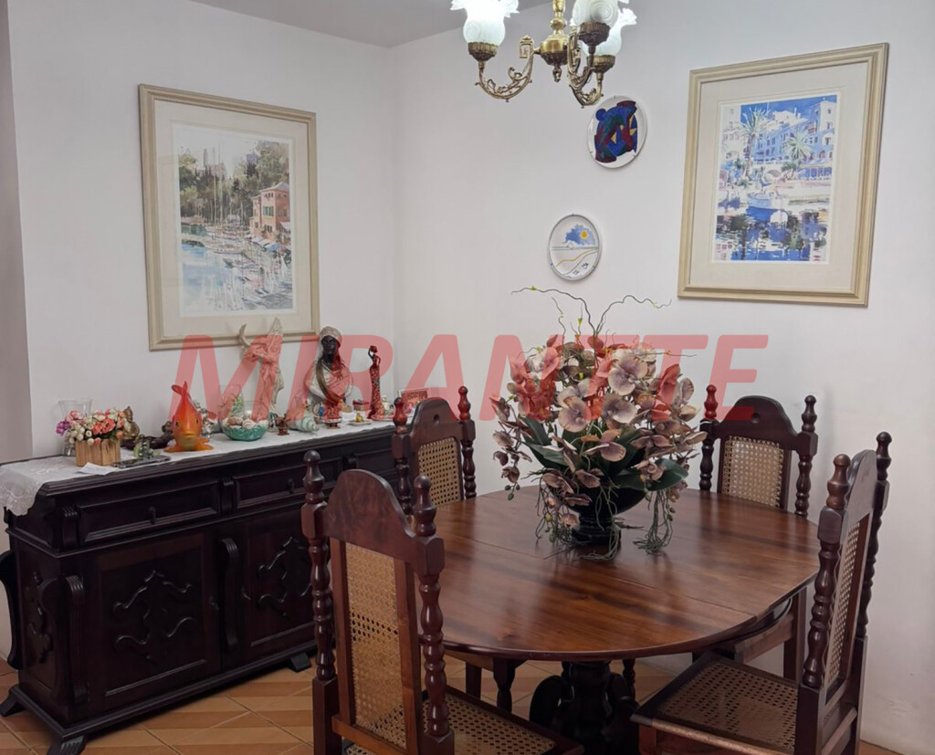 Apartamento de 60m² com 2 quartos em Santa Teresinha