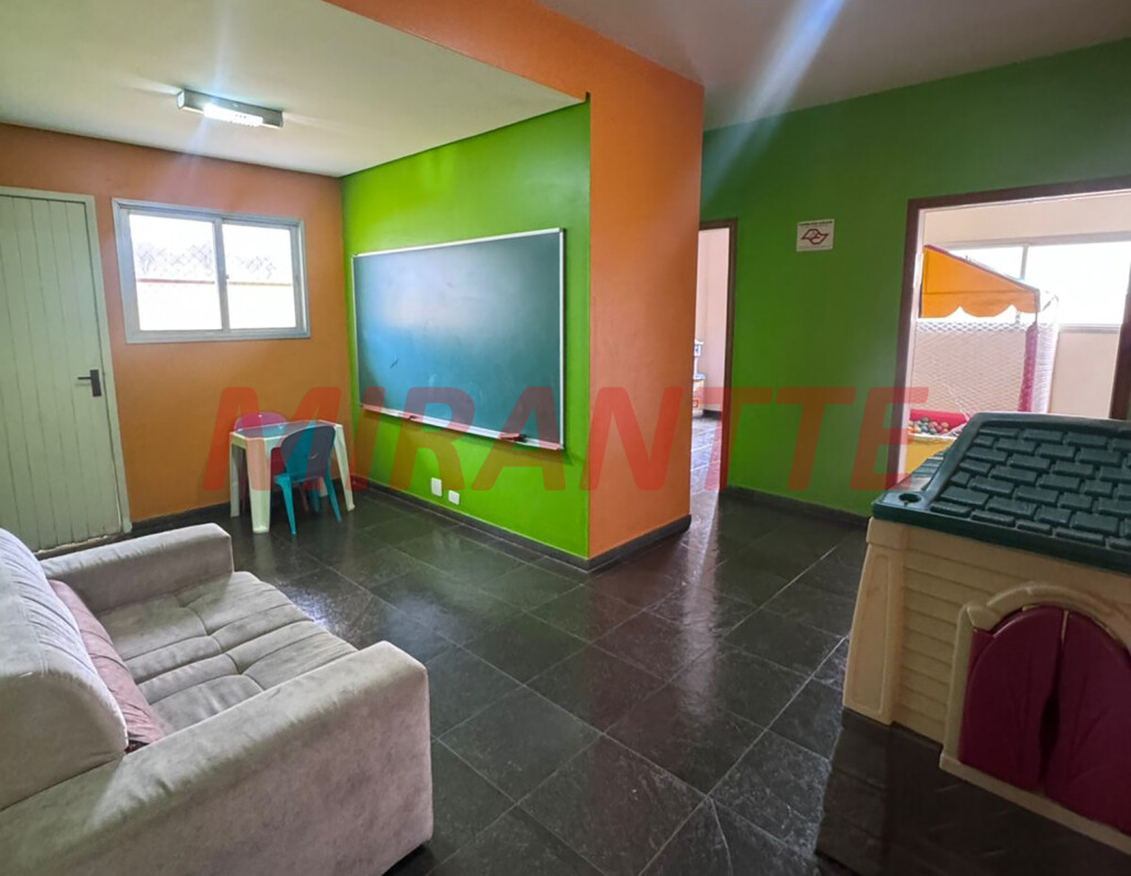 Apartamento de 60m² com 2 quartos em Santa Teresinha