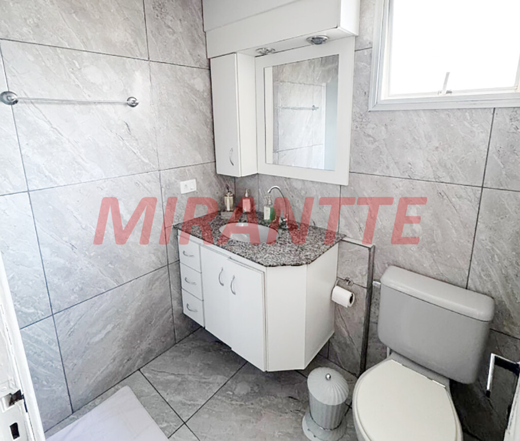 Apartamento de 60m² com 2 quartos em Santa Teresinha