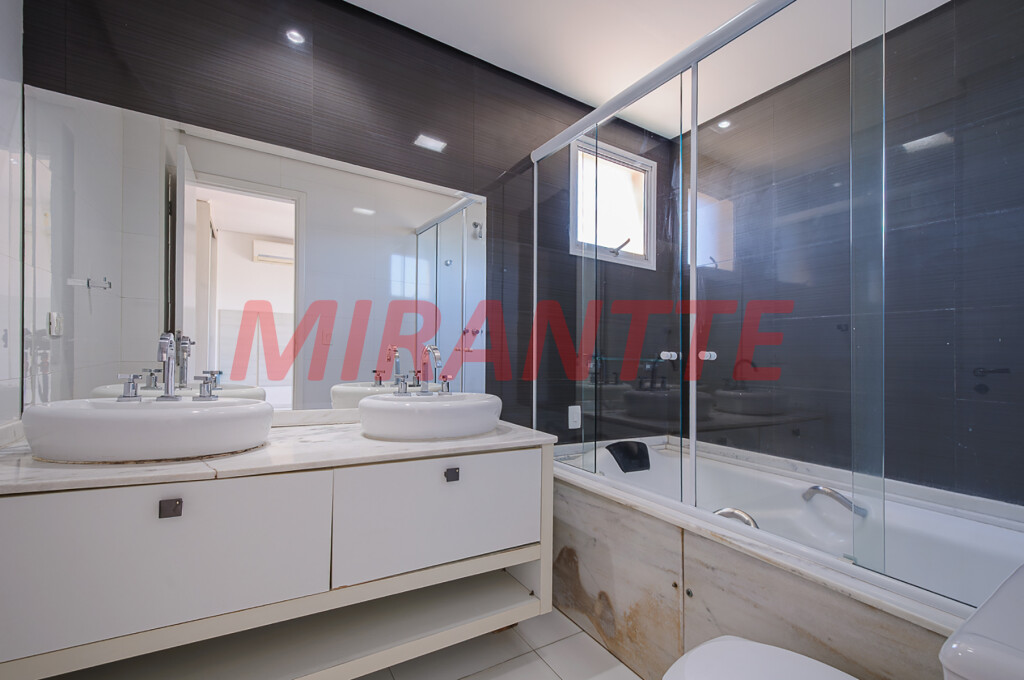 Apartamento de 126m² com 3 quartos em Santana
