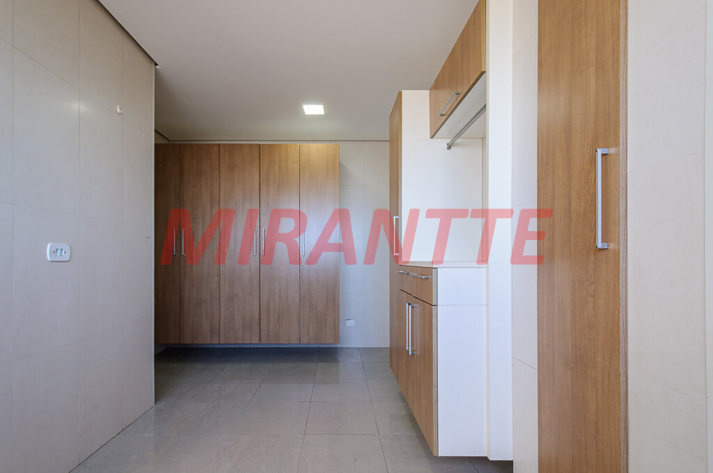 Apartamento de 126m² com 3 quartos em Santana