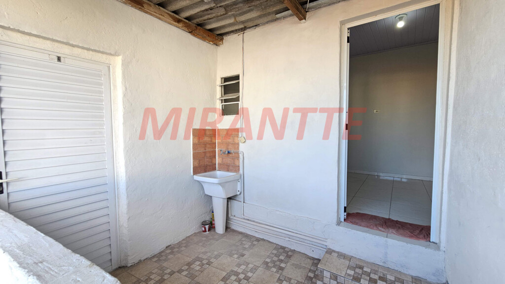 Sobrado de 212m² com 4 quartos em Limão