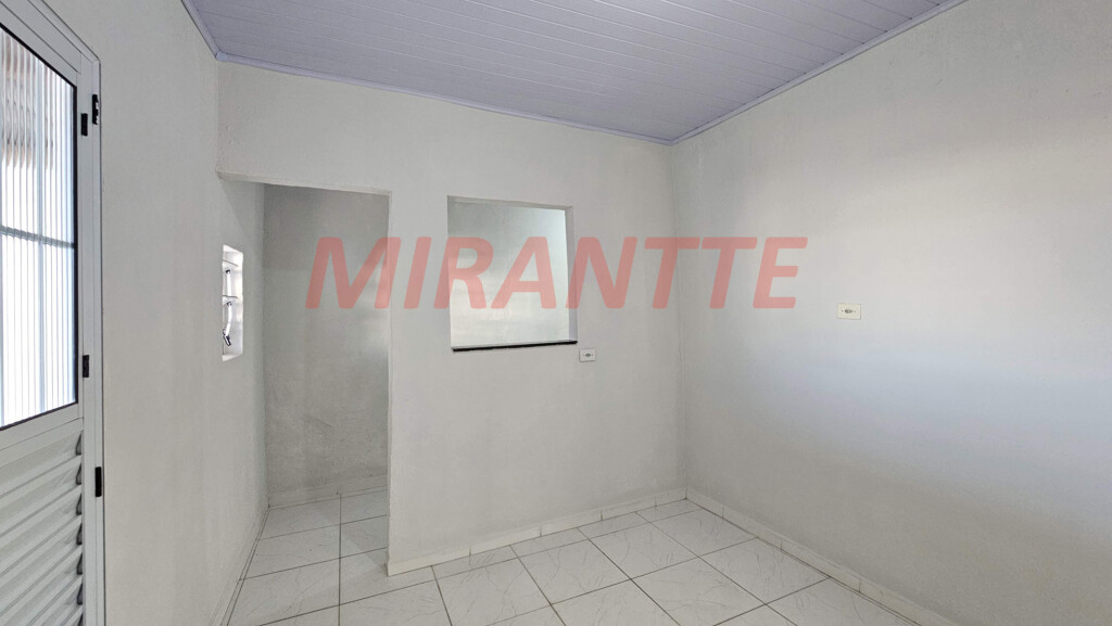 Sobrado de 212m² com 4 quartos em Limão