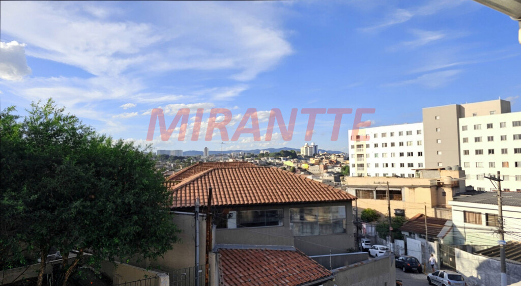 Sobrado de 212m² com 4 quartos em Limão
