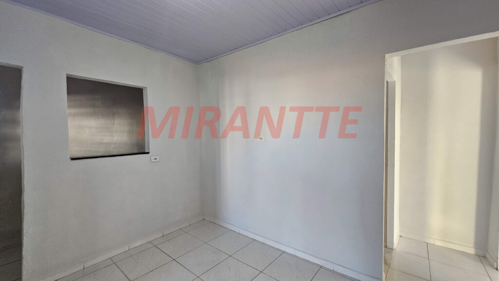Sobrado de 212m² com 4 quartos em Limão