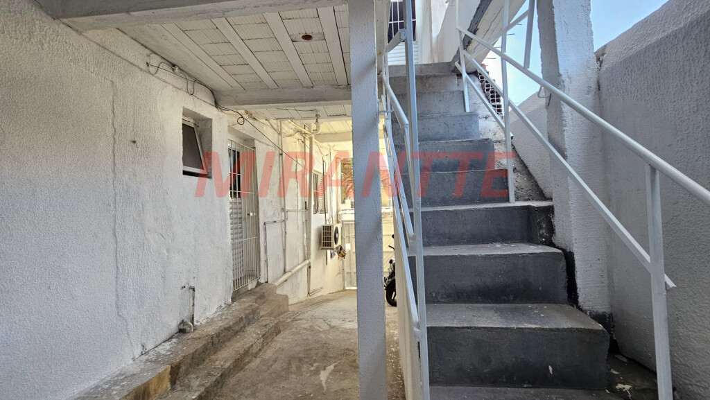 Sobrado de 212m² com 4 quartos em Limão