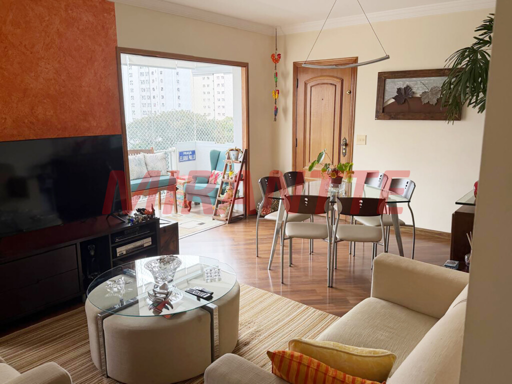 Apartamento de 85m² com 3 quartos em Santana