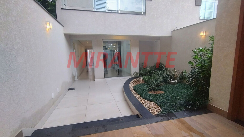 Sobrado de 199m² com 3 quartos em Tremembe