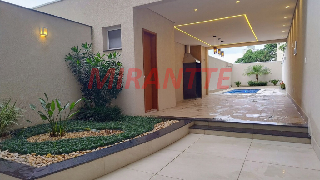 Sobrado de 199m² com 3 quartos em Tremembe