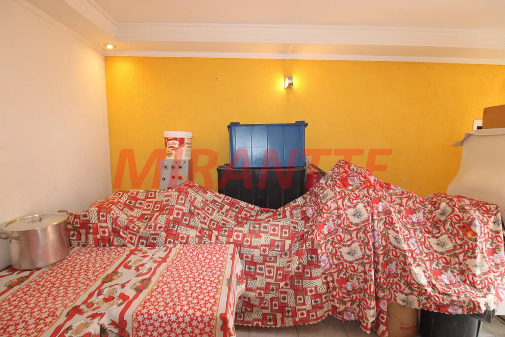 Sobrado de 190m² com 2 quartos em Imirim