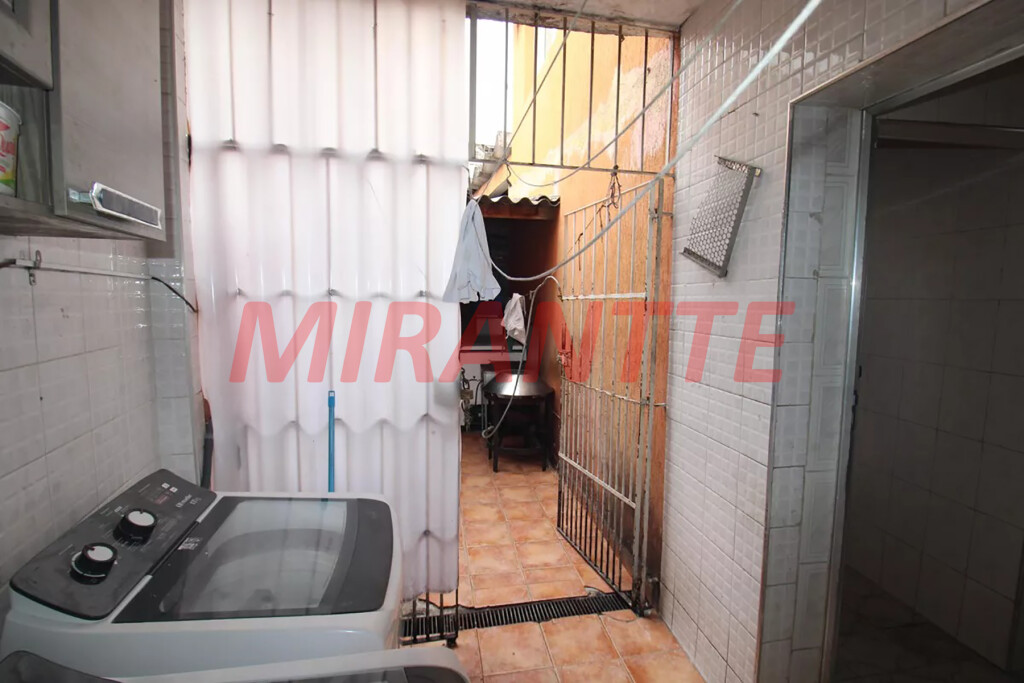 Sobrado de 190m² com 2 quartos em Imirim