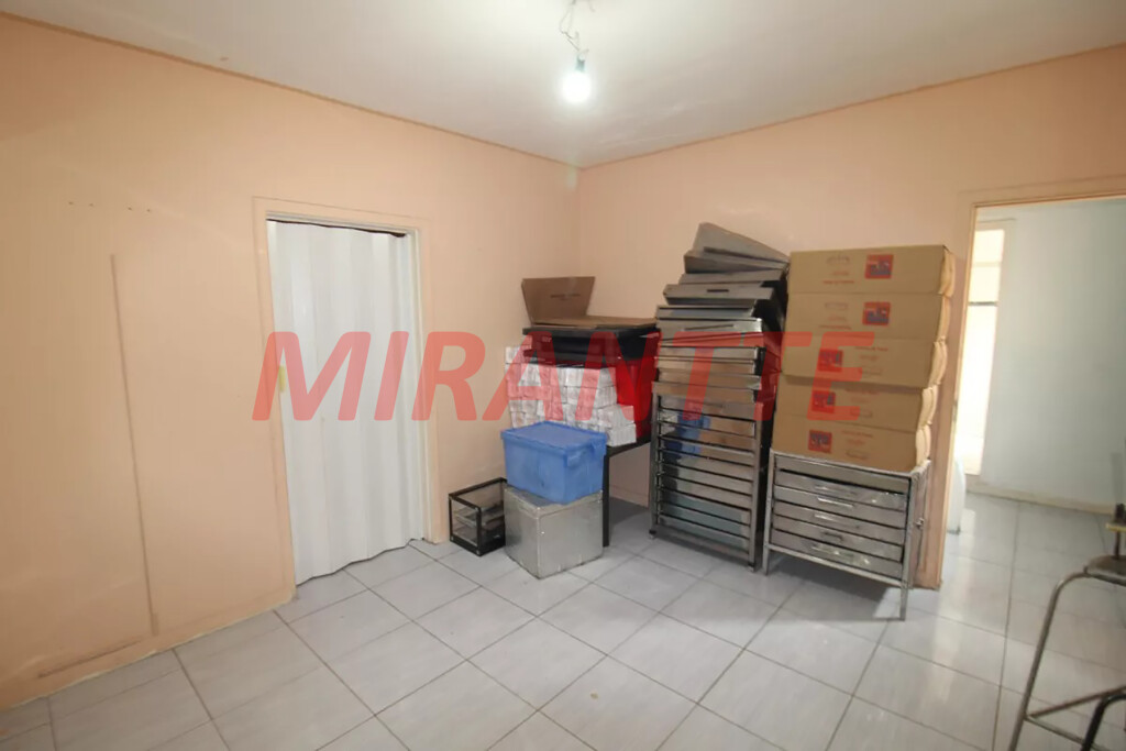 Sobrado de 190m² com 2 quartos em Imirim