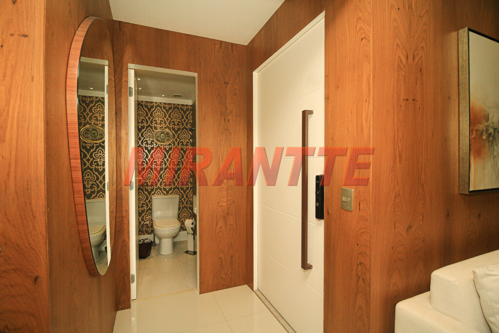 Apartamento de 221m² com 4 quartos em Santa Teresinha