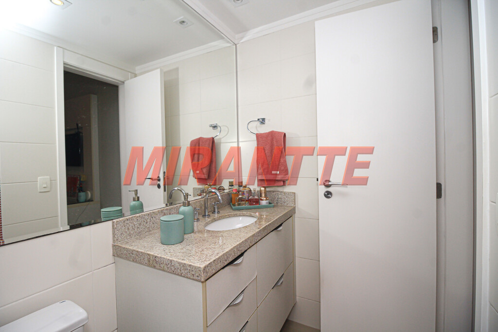 Apartamento de 221m² com 4 quartos em Santa Teresinha