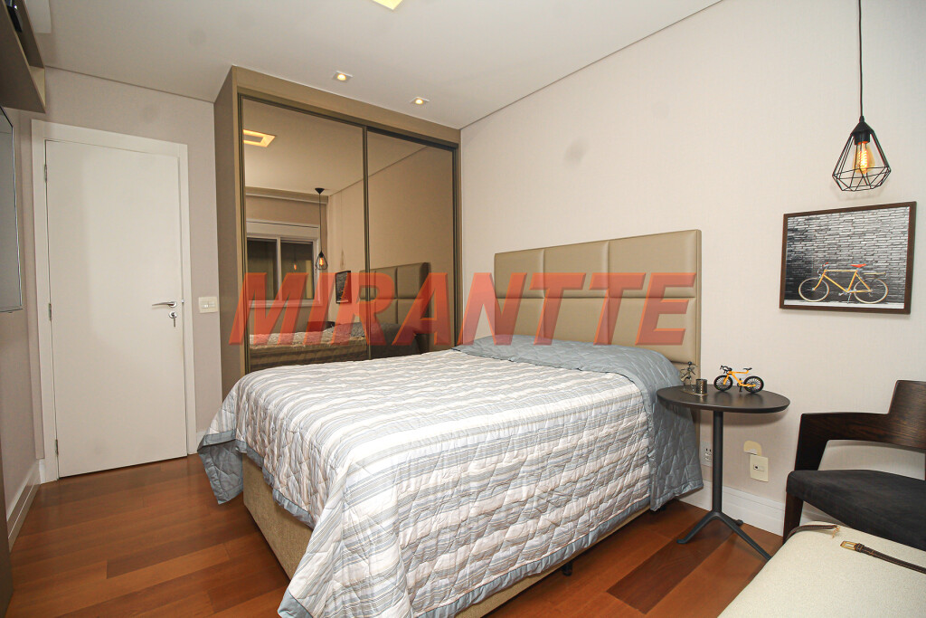 Apartamento de 221m² com 4 quartos em Santa Teresinha