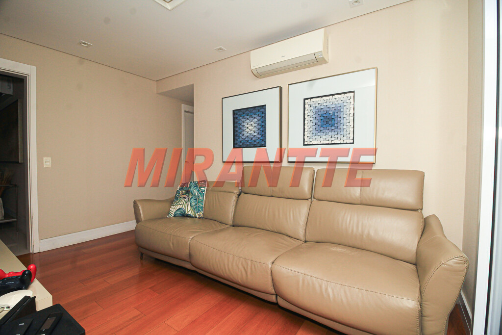 Apartamento de 221m² com 4 quartos em Santa Teresinha