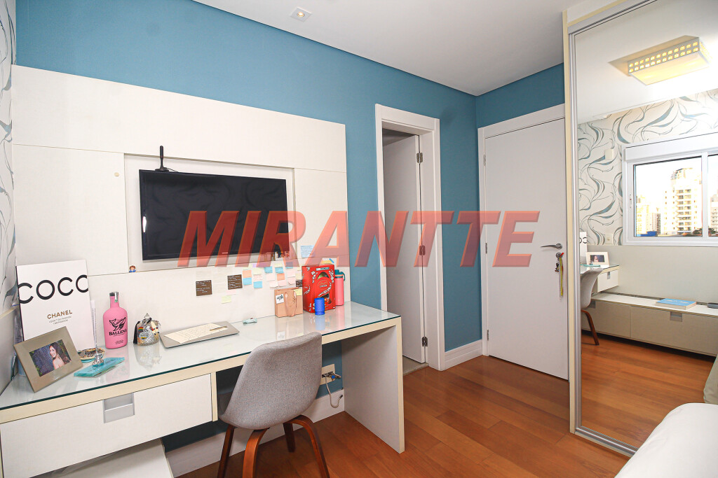 Apartamento de 221m² com 4 quartos em Santa Teresinha