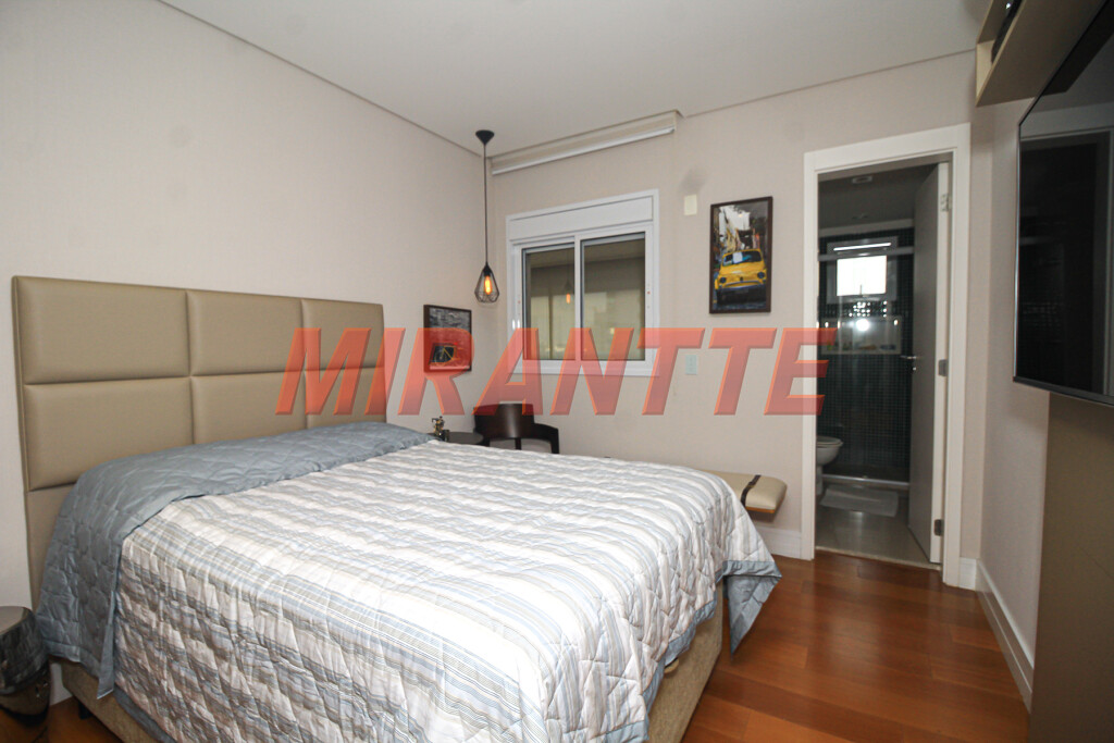 Apartamento de 221m² com 4 quartos em Santa Teresinha