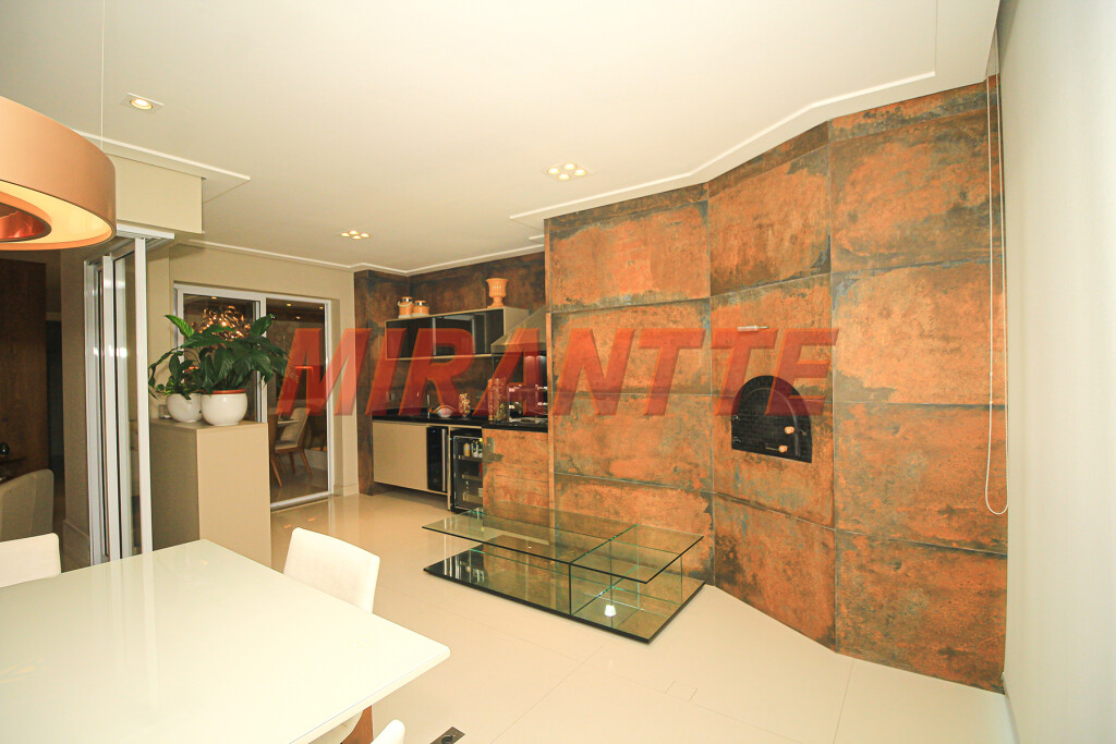 Apartamento de 221m² com 4 quartos em Santa Teresinha