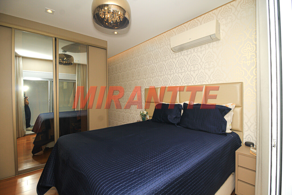 Apartamento de 221m² com 4 quartos em Santa Teresinha