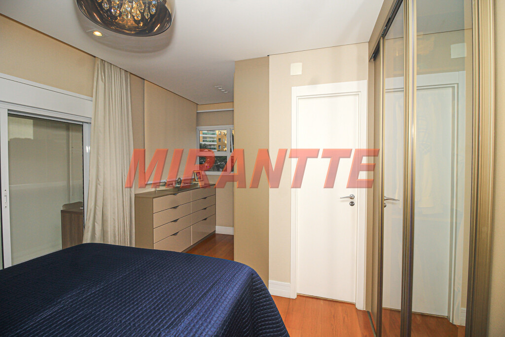 Apartamento de 221m² com 4 quartos em Santa Teresinha