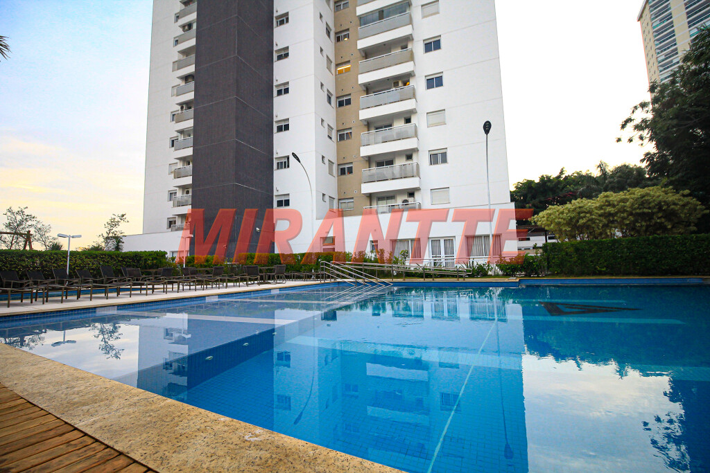 Apartamento de 221m² com 4 quartos em Santa Teresinha