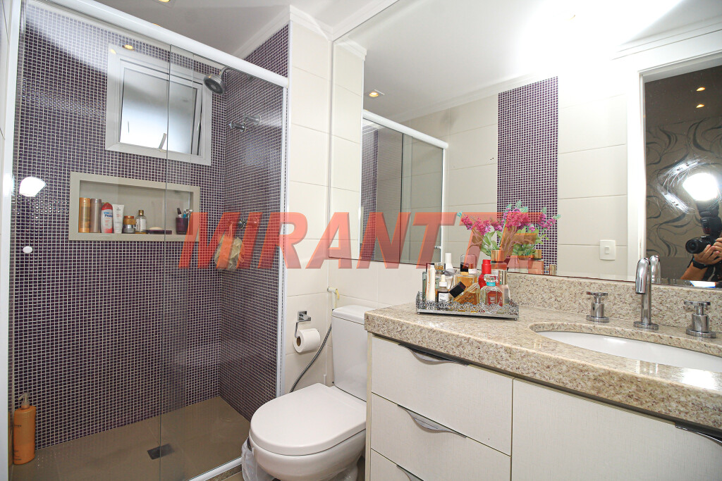 Apartamento de 221m² com 4 quartos em Santa Teresinha