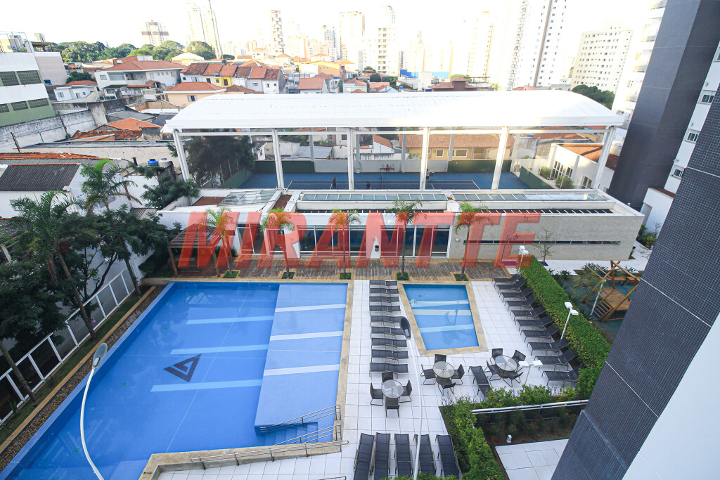 Apartamento de 221m² com 4 quartos em Santa Teresinha