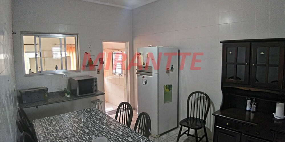 Sobrado de 270m² com 5 quartos em Vila Gustavo