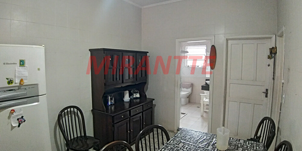 Sobrado de 270m² com 5 quartos em Vila Gustavo