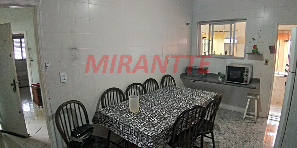 Sobrado de 270m² com 5 quartos em Vila Gustavo
