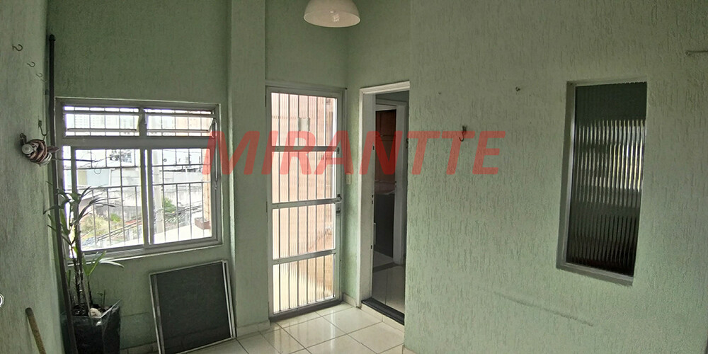 Sobrado de 270m² com 5 quartos em Vila Gustavo
